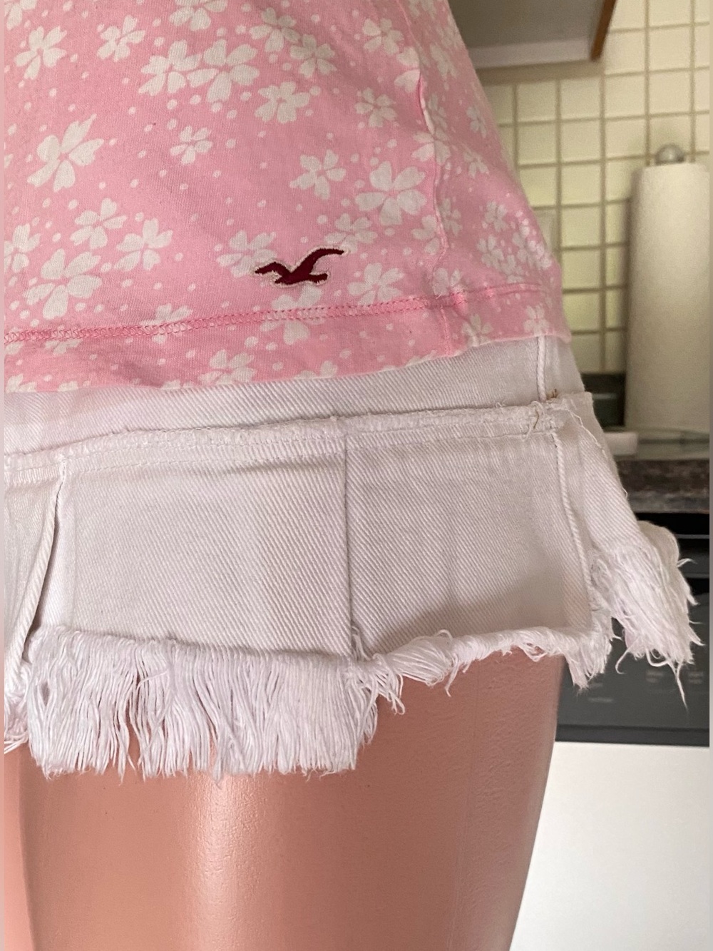 Y2k Hollister pink and white floral babydoll tank top - Picture 10 of 12